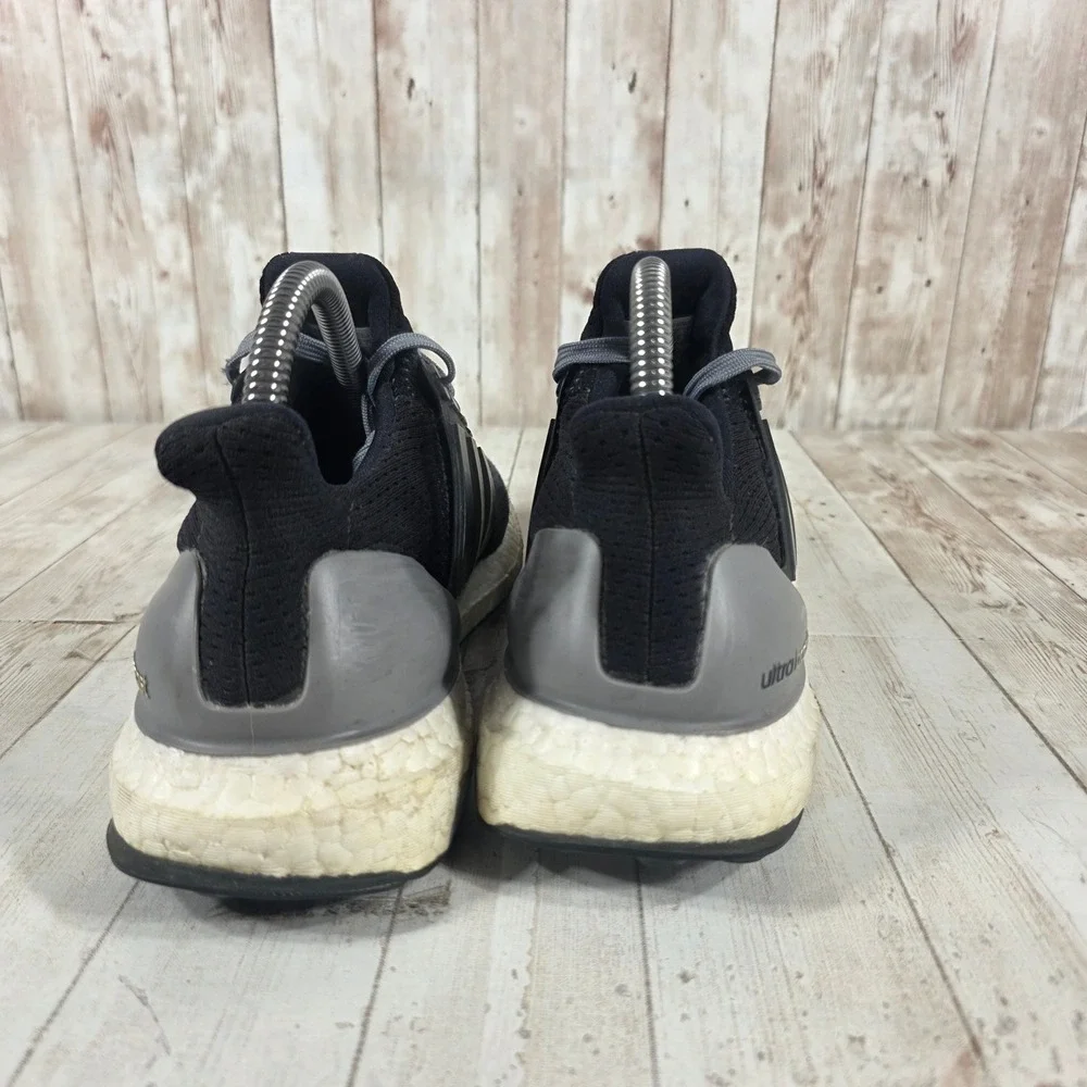 Adidas UltraBoost 2.0 Core Black Grey Running Shoes‎ AF5141 Womens 7 Mens 5.5